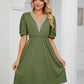 Contrast V-Neck Puff Sleeve Pocket Dress